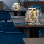 Ce Plaza Hotel