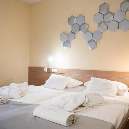 Hotel Ce Plaza