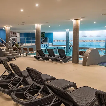 Hotel Ce Plaza