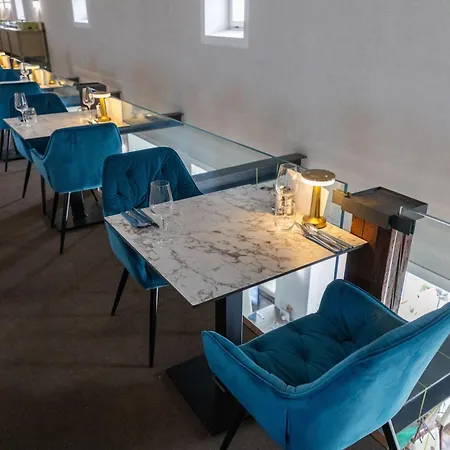 Ce Plaza Otel Siofok
