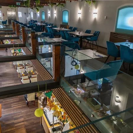 Otel Ce Plaza
