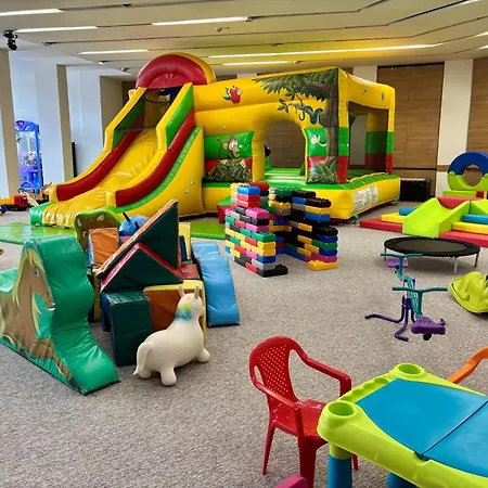 Ce Plaza 4* Σίοφοκ