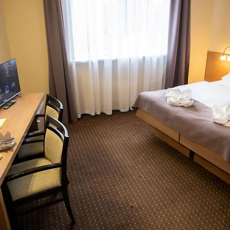 Hotel Ce Plaza