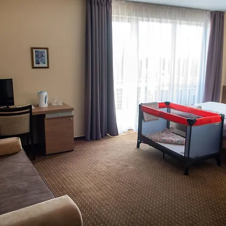 Ce Plaza Otel 4*