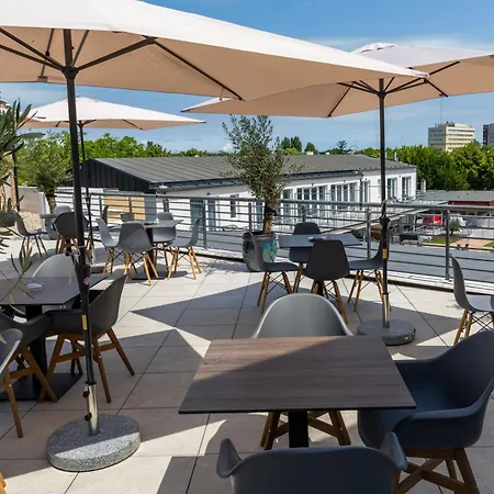 Hotel Ce Plaza 4*