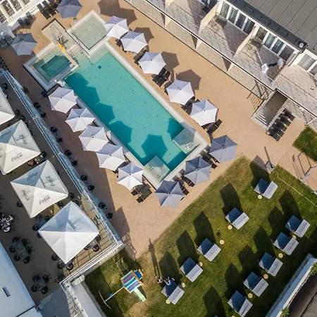 Ce Plaza Hotell Siófok