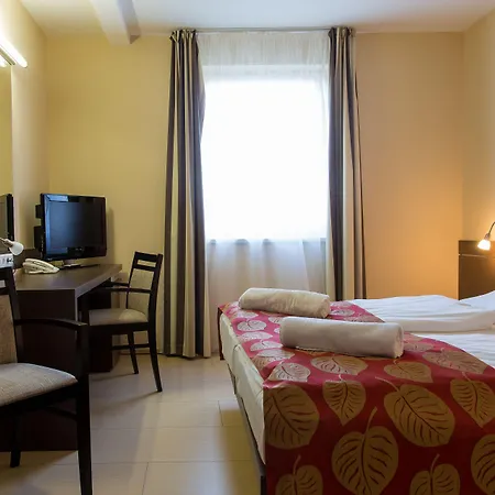 Hotel Ce Plaza Siófok