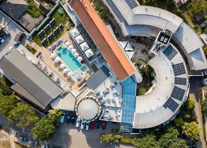 Ce Plaza Hotell Siófok