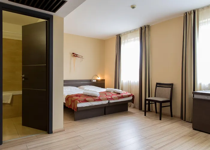 تسي ايه بلازا